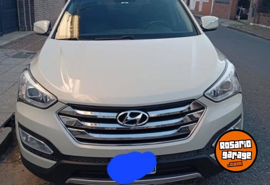 Camionetas - Hyundai Santa Fe 2014 Nafta 150000Km - En Venta