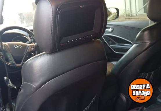 Camionetas - Hyundai Santa Fe 2014 Nafta 150000Km - En Venta