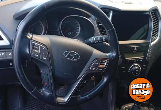 Camionetas - Hyundai Santa Fe 2014 Nafta 150000Km - En Venta
