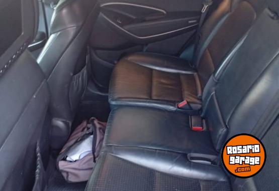 Camionetas - Hyundai Santa Fe 2014 Nafta 150000Km - En Venta
