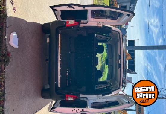 Utilitarios - Citroen Berlingo 2018 Diesel 260000Km - En Venta