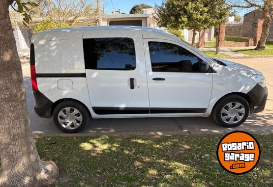 Utilitarios - Renault kangoo 2023 Diesel 225000Km - En Venta