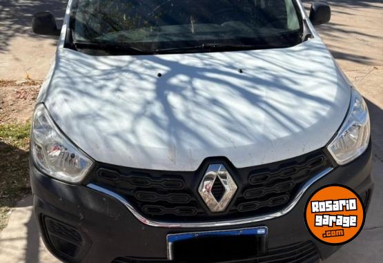Utilitarios - Renault kangoo 2023 Diesel 225000Km - En Venta