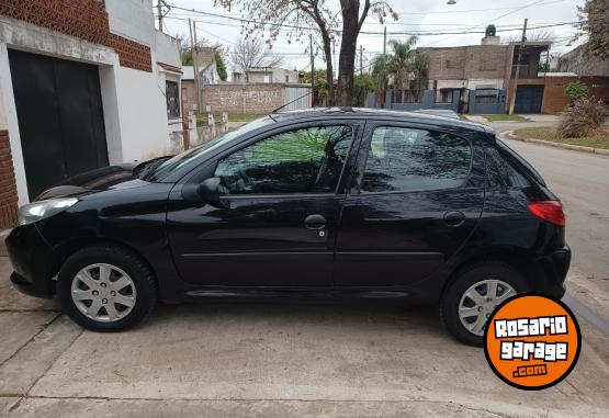 Autos - Peugeot 207 compac 2013 Nafta 115000Km - En Venta