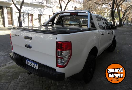 Camionetas - Ford Ranger 2021 Diesel 140000Km - En Venta