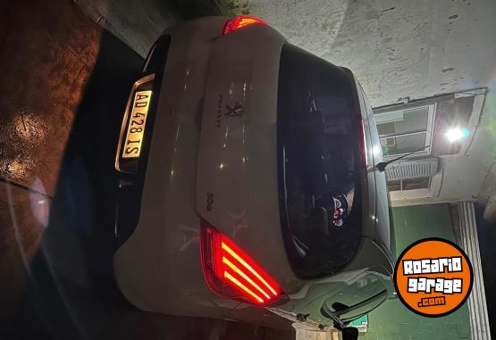 Autos - Peugeot 308 Roland Garros 2019 Nafta 145000Km - En Venta