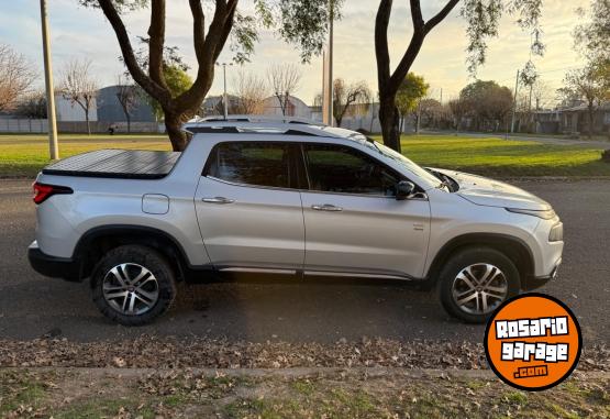 Camionetas - Fiat Toro 2017 Diesel 129000Km - En Venta
