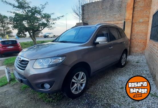 Camionetas - Hyundai Santa fe 4WD 2010 Nafta 185000Km - En Venta