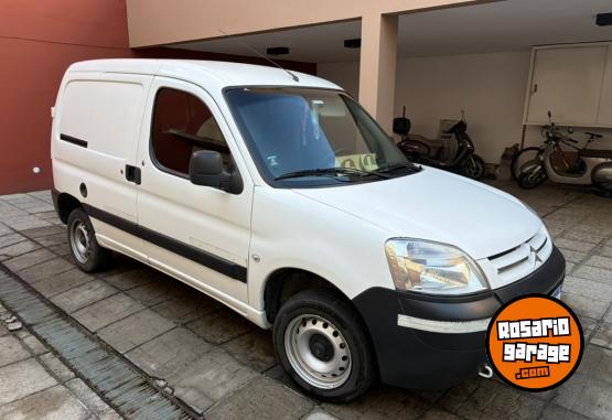 Utilitarios - Citroen Berlingo 2021 Diesel 186000Km - En Venta