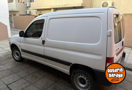 Utilitarios - Citroen Berlingo 2021 Diesel 186000Km - En Venta