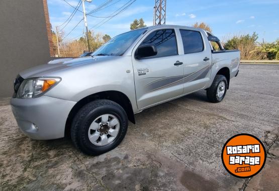 Camionetas - Toyota Hilux SR 2007 Diesel 268000Km - En Venta