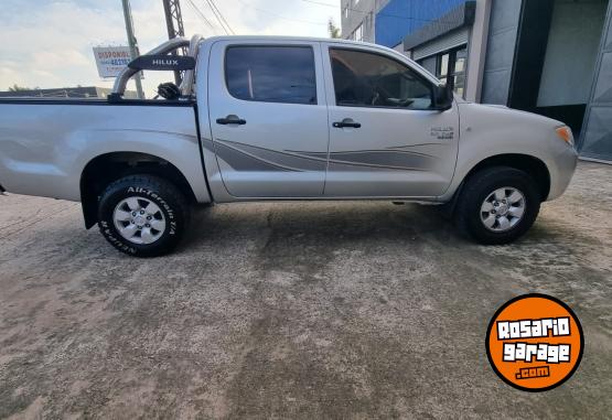 Camionetas - Toyota Hilux SR 2007 Diesel 268000Km - En Venta