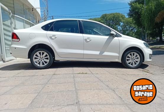 Autos - Volkswagen Polo conforline autom 2017 Nafta 113000Km - En Venta