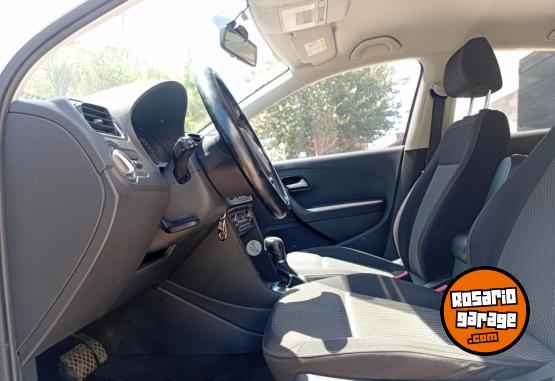 Autos - Volkswagen Polo conforline autom 2017 Nafta 113000Km - En Venta