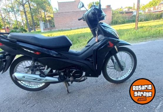 Motos - Honda New wave 110s 2022 Nafta 16100Km - En Venta