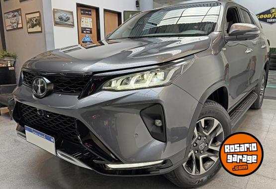 Camionetas - Toyota SW4 Diamond AT 2022 Diesel - En Venta