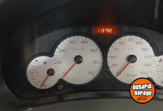 Utilitarios - Peugeot Partner 2018 Nafta 113700Km - En Venta