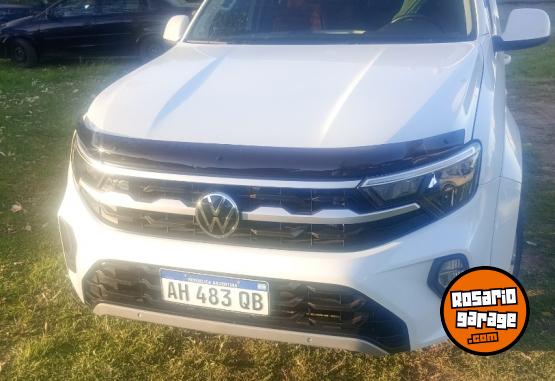 Camionetas - Volkswagen Amarok v6 2025 Diesel 10500Km - En Venta