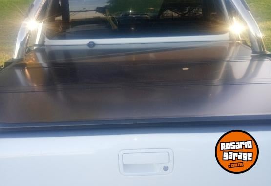 Camionetas - Volkswagen Amarok v6 2025 Diesel 10500Km - En Venta