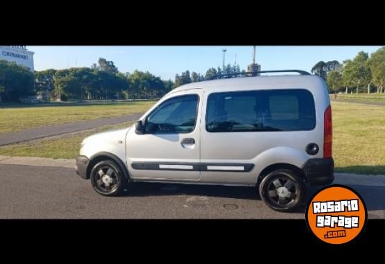 Utilitarios - Renault Kangoo 2011 Nafta 125000Km - En Venta