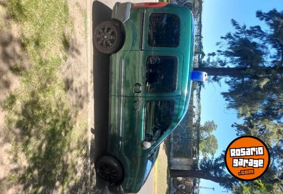 Utilitarios - Renault Kangoo 1.9 2000 Diesel 140000Km - En Venta