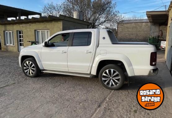 Camionetas - Volkswagen Amarok v6 extreme 2022 Diesel 95000Km - En Venta