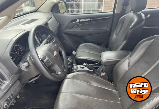 Camionetas - Chevrolet S10 HIGH COUNTRY 2016 Diesel 153000Km - En Venta