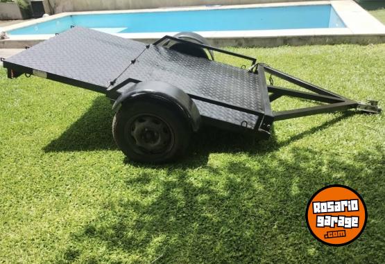 Accesorios para Autos - Tráiler impecable - En Venta