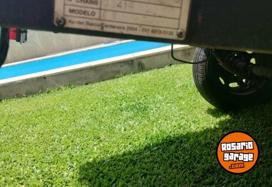 Accesorios para Autos - Tráiler impecable - En Venta