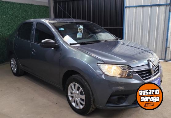 Autos - Renault Logan life 2022 GNC 99000Km - En Venta