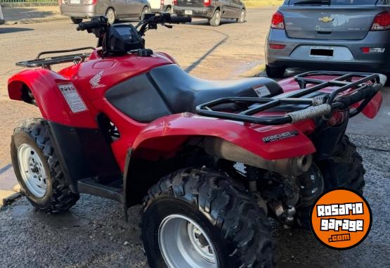 Cuatris y UTVs - Honda 420 2010 1500Km - En Venta