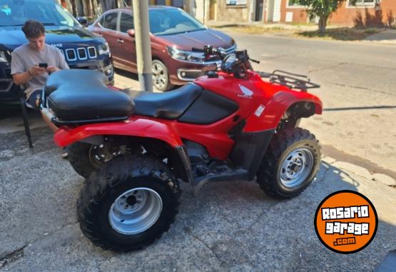 Cuatris y UTVs - Honda 420 2010 1500Km - En Venta