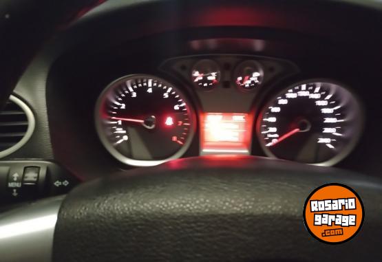 Autos - Ford Focus 2010 Nafta 213000Km - En Venta