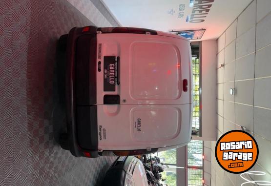 Utilitarios - Renault Kangoo 1.9 D 2005 Nafta 181000Km - En Venta