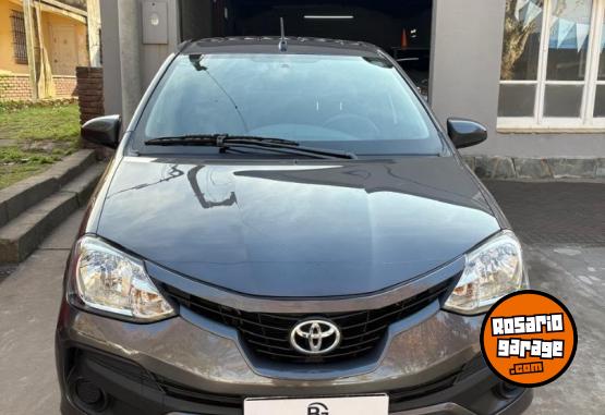 Autos - Toyota Etios X 1.5 2021 Nafta 100000Km - En Venta