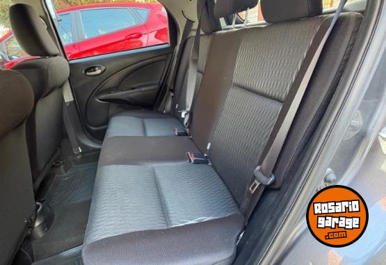 Autos - Toyota Etios X 1.5 2021 Nafta 100000Km - En Venta