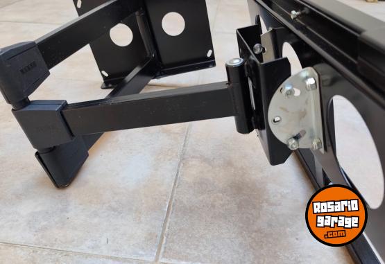 Hogar - SOPORTE MOVIL CON BRAZO EXTENSIBLE TV 32 A 75 PULGADAS - En Venta
