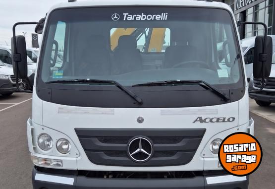 Camiones y Grúas - ACCELO 815 C/Caja 2,30 x 4,10 C/Hidro 6,5 Tm - En Venta