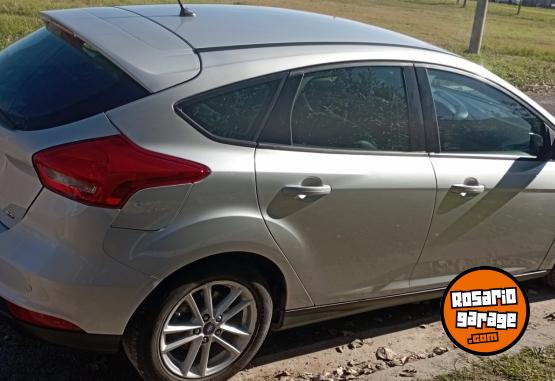 Autos - Ford Focus SE 2.0 2017 Nafta 87000Km - En Venta