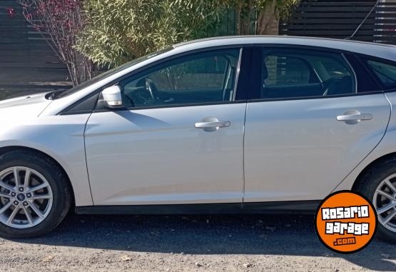 Autos - Ford Focus SE 2.0 2017 Nafta 87000Km - En Venta