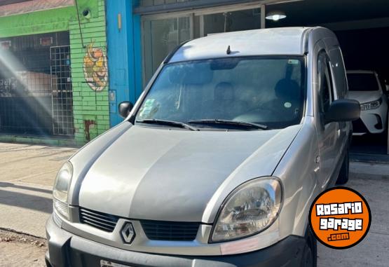 Utilitarios - Renault Kangoo 2011 Nafta 135000Km - En Venta