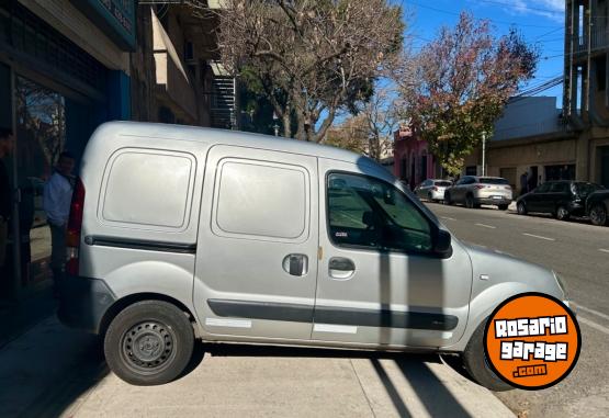 Utilitarios - Renault Kangoo 2011 Nafta 135000Km - En Venta