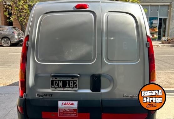 Utilitarios - Renault Kangoo 2011 Nafta 135000Km - En Venta