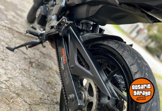 Motos - Bajaj Bajaj 2021 Nafta 24000Km - En Venta
