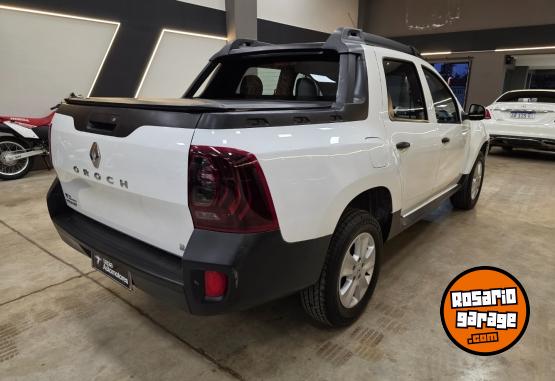 Camionetas - Renault DUSTER OROCH DYNAMIQUE 2018 Nafta 128000Km - En Venta
