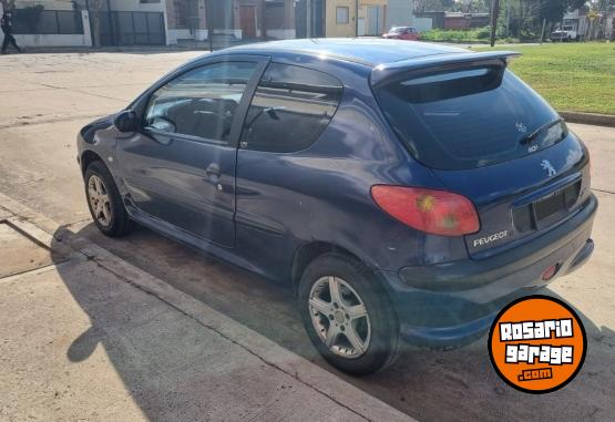 Autos - Peugeot 206 Premium 2005 Nafta 130000Km - En Venta