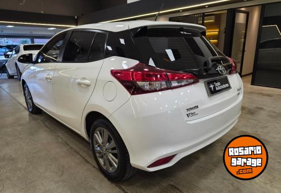 Autos - Toyota TOYOTA YARIS XLS 1.5L CVT 2021 Nafta 56000Km - En Venta