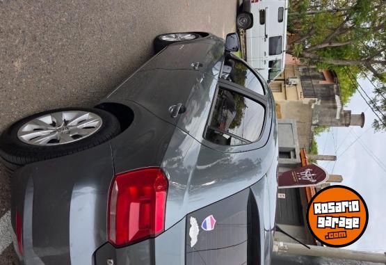 Autos - Volkswagen gol trend confortline 2017 Nafta 100000Km - En Venta