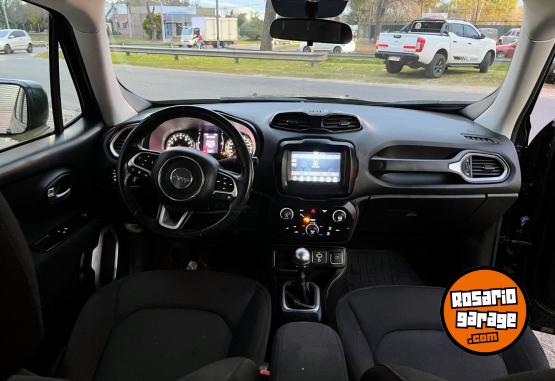 Camionetas - Jeep RENEGADE 2021 Nafta 33000Km - En Venta