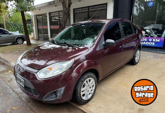 Autos - Ford Fiesta Max 1.6 rocam 2010 Nafta 125000Km - En Venta